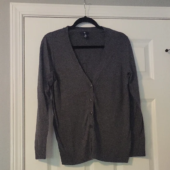 GAP Women's Dark Gray Cardigan - Picture 1 of 3